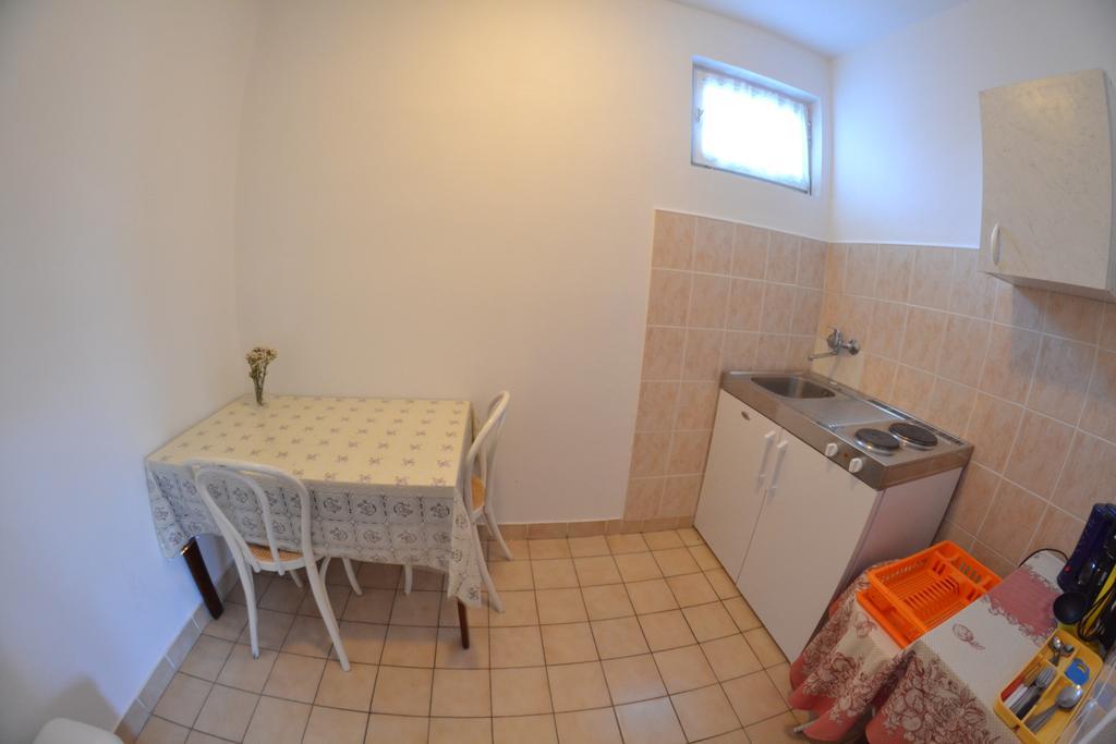 Apartment Beg 拉布 外观 照片